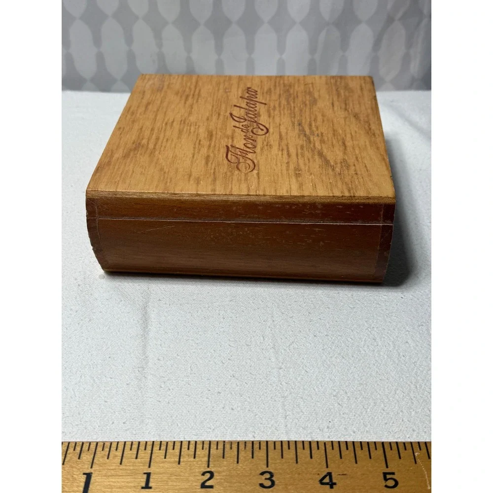 Flor de Jalapa Gran Corona Wooden‎ Cigar Box Empty Display Storage Collectible